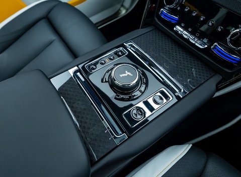 Rolls-Royce Cullinan Black Badge 28