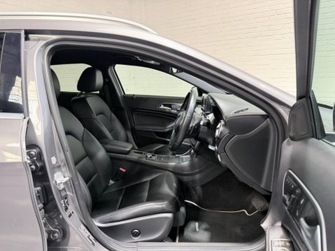 Mercedes-Benz GLA 2.1 GLA220 CDI SE 7G-DCT 4MATIC Euro 6 (s/s) 5dr 10