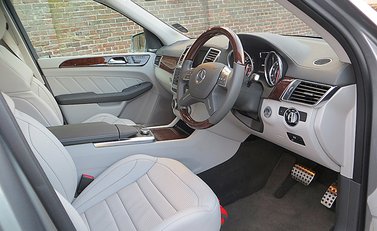 Mercedes-Benz M Class AMG 8