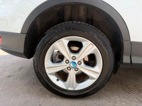 Ford Kuga 2.0 TDCi Zetec 2WD Euro 6 (s/s) 5dr 16