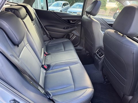 Subaru Outback TOURING 47