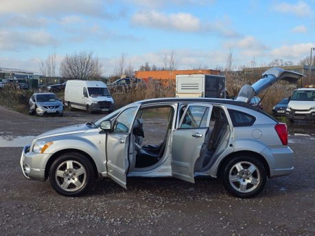 Dodge Caliber 2.0 SXT Hatchback 5dr Petrol CVT (192 g/km, 154 bhp) 9