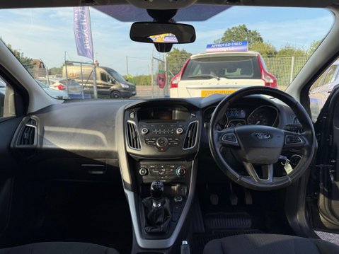Ford Focus 1.0T EcoBoost Zetec Euro 6 (s/s) 5dr 21