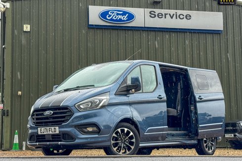 Ford Transit Custom AUTO Crew Cab SWB L1H1 320 Sport Air Con Camera Nav NO VAT SELECT