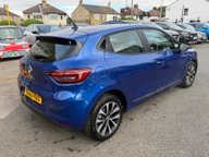 Renault Clio ICONIC EDITION TCE 6
