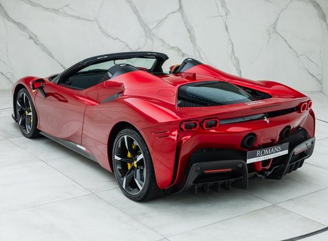 Ferrari SF90 Spider 12