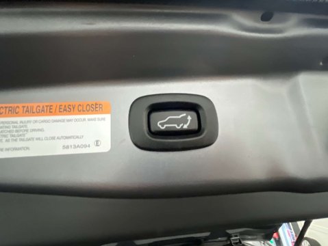 Mitsubishi Outlander 2.0 Outlander Exceed CVT 4WD 5dr 43