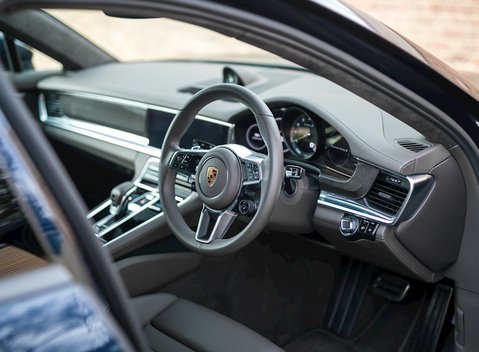 Porsche Panamera Turbo S E-Hybrid Executive 12