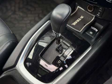 Nissan X-Trail 1.6 dCi Tekna XTRON Euro 5 (s/s) 5dr 84