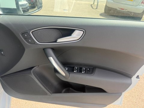 Audi A1 1.6 TDI Sport Sportback S Tronic Euro 6 (s/s) 5dr 25