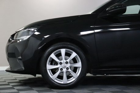 Vauxhall Corsa DESIGN 27