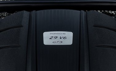 Porsche Macan GTS 35