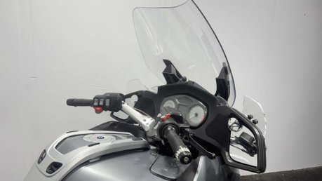 BMW R 1200 RT 2006 45K NEW MOT COMES SERVICED FULL LUGGAGE TOURER BIKE 25