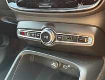 Volvo XC40 Recharge 69kWh Ultimate SUV 5dr Electric Auto (231 ps) 25