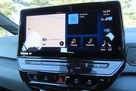 Volkswagen ID.3 Pro Performance 58kWh Life Hatchback 5dr Electric Auto (204 ps) 10