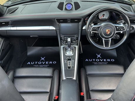 Porsche 911 C2S CONVERTIBLE 51