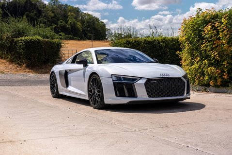 Audi R8 5.2 FSI V10 Plus S Tronic quattro Euro 6 (s/s) 2dr 7