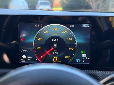Mercedes-Benz A Class 1.3 A200 AMG Line 7G-DCT Euro 6 (s/s) 5dr 32