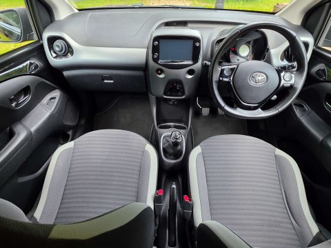 Toyota Aygo 1.0 Aygo X-Trend VVT-i 5dr 8