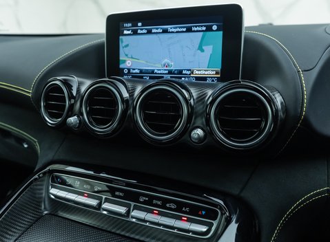 Mercedes-Benz Amg GT S PREMIUM 21