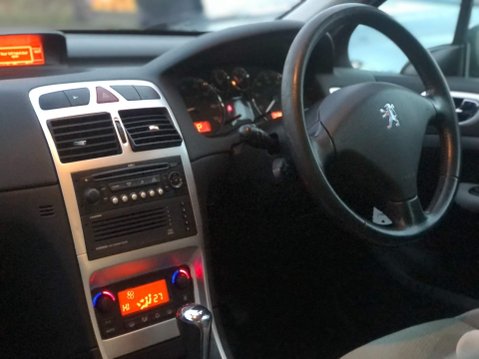 Peugeot 307 SW SE 10