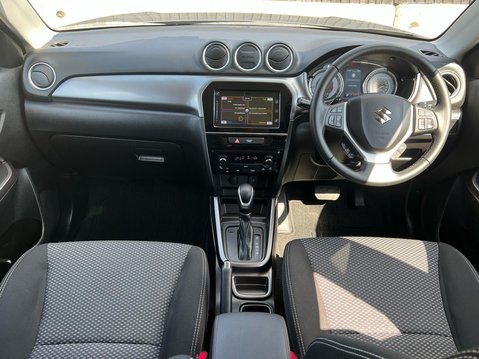 Suzuki Vitara SZ-T 3