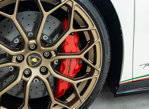 Lamborghini Huracan Spyder LP640-4 Performante 33