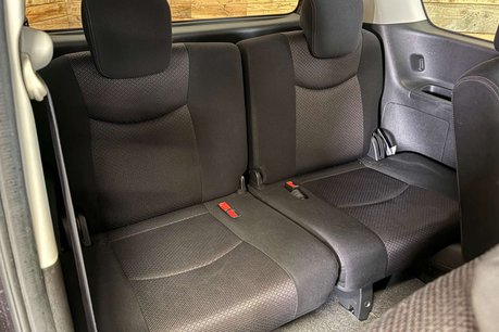 Nissan Serena 13
