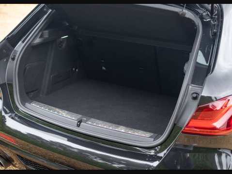 BMW 1 Series 2.0 M135i xDrive Auto 4WD 5dr 32