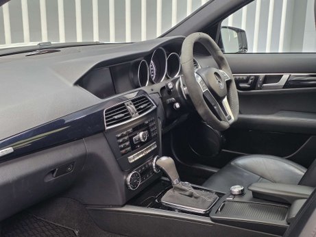 Mercedes-Benz C Class 6.3 C63 V8 AMG Edition 507 Saloon 4dr Petrol SpdS MCT Euro 5 (507 ps) 43