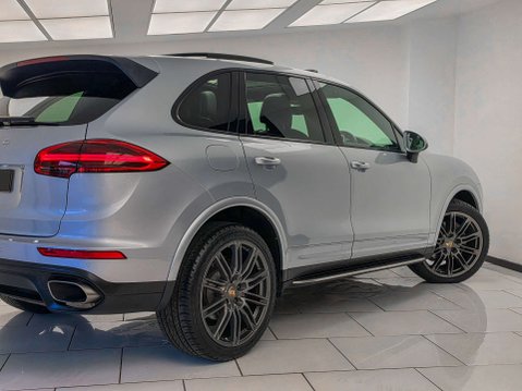 Porsche Cayenne 3.0 Cayenne D Platinum Edition V6 Tiptronic S A 4WD 5dr 27