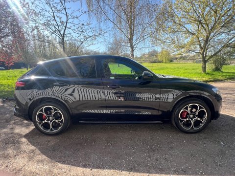Alfa Romeo Stelvio TB VELOCE 13