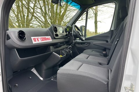 Mercedes-Benz Sprinter 315 Cdi Progressive Luton with Tail Lift 14