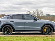 Porsche Cayenne 4.0T V8 TURBO GT 4