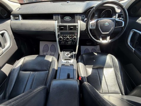 Land Rover Discovery Sport 2.0 TD4 HSE Black SUV 5dr Diesel Auto 4WD Euro 6 (s/s) (180 ps) 48