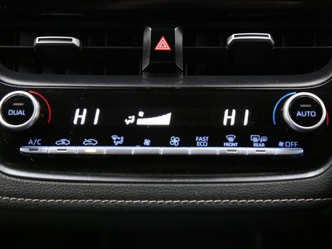 Toyota Corolla 1.8 VVT-h Icon CVT Euro 6 (s/s) 5dr 17