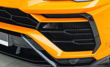 Lamborghini Urus 31