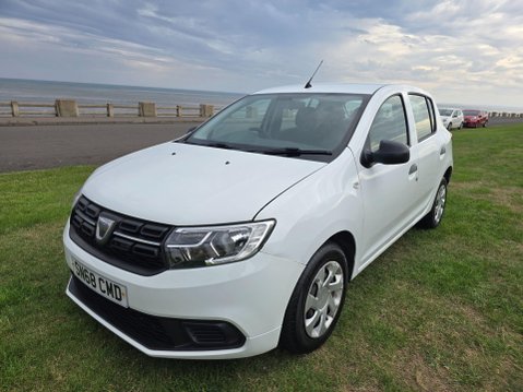 Dacia Sandero 1.0 SCe Essential Euro 6 5dr 6