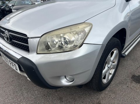 Toyota Rav4 2.0 XT-R 4WD 5dr 10