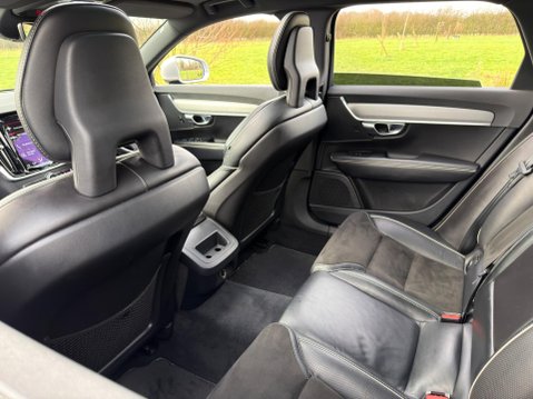 Volvo V90 2.0 D4 R-Design Auto Euro 6 (s/s) 5dr 43
