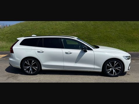 Volvo V60 2.0 V60 R-Design+ D3 Auto 5dr 3