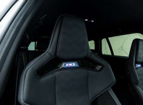 BMW M3 COMPETITION M XDRIVE TOURING 16