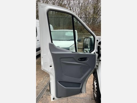 Ford Transit 2.2 TDCi 350 RWD L3 H1 Euro 5 2dr (DRW) 35