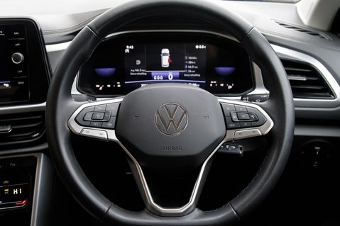 Volkswagen T-Roc LIFE TSI 20