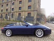 Porsche 911 CARRERA 2 CONVERTIBLE 46