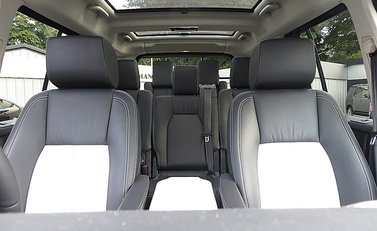 Land Rover Discovery SDV6 HSE Luxury 18