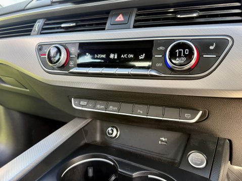 Audi A5 SPORTBACK TDI SPORT MHEV 25