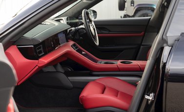 Porsche Taycan Turbo S 17