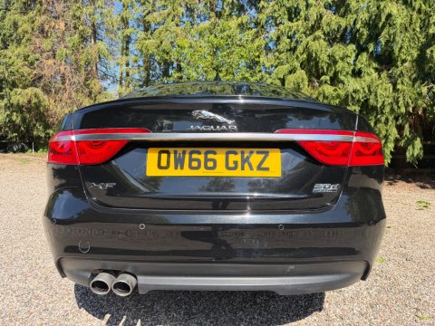 Jaguar XF 2.0d R-Sport Auto AWD Euro 6 (s/s) 4dr 4