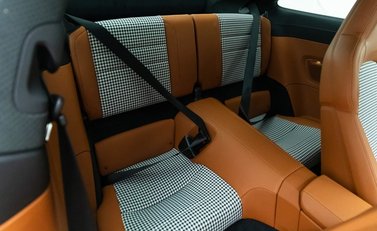 Porsche 911 (992) Sport Classic 12